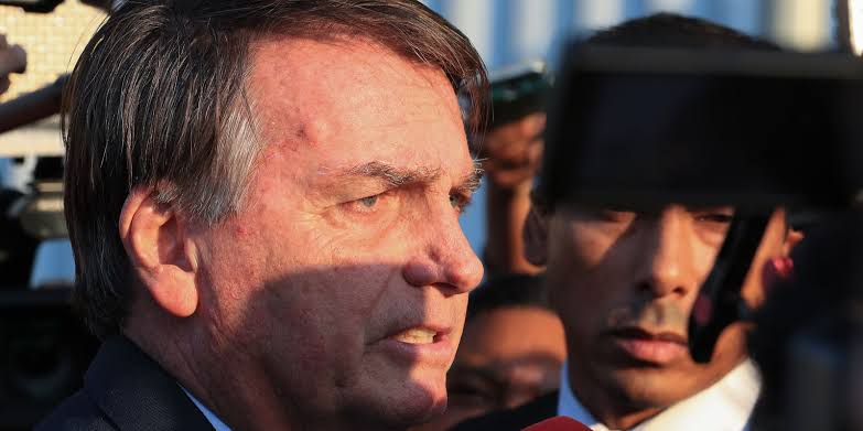 Bolsonaro pede autorização para receber Valdemar e parlamentares na Papudinha