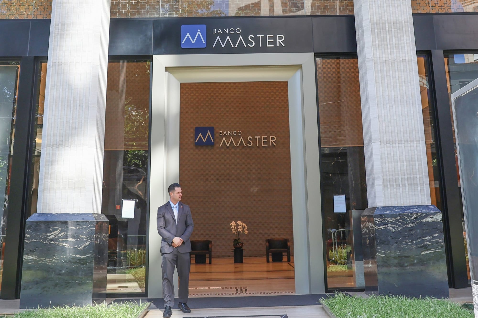 Banco Master não comprova legalidade de 251 mil contratos de consignados do INSS