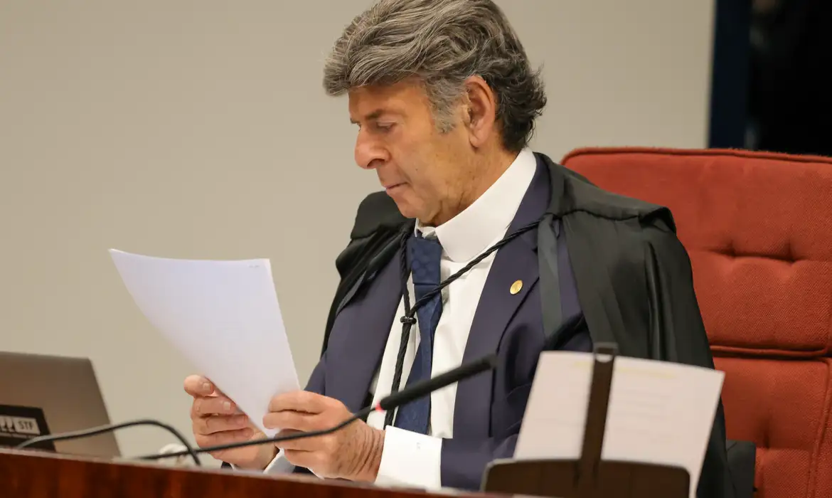 Fux arquiva ação contra Lula sem ouvir a PGR