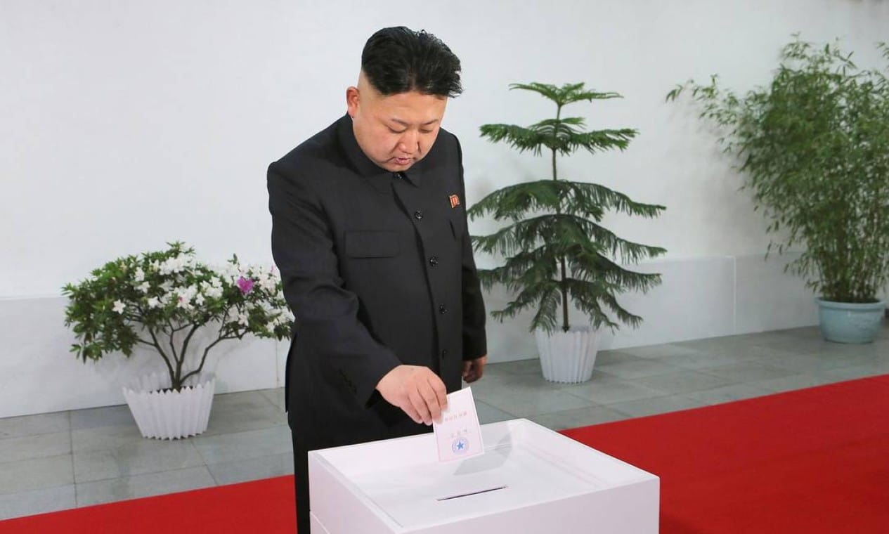 Partido dos Trabalhadores reconduz Kim Jong-un com 100% dos votos