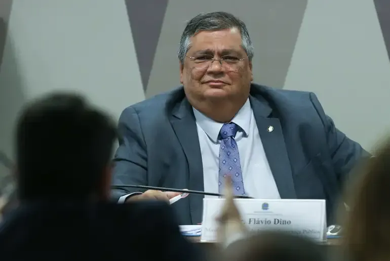Dino cita o Sermão da Montanha para exaltar atuação no STF
