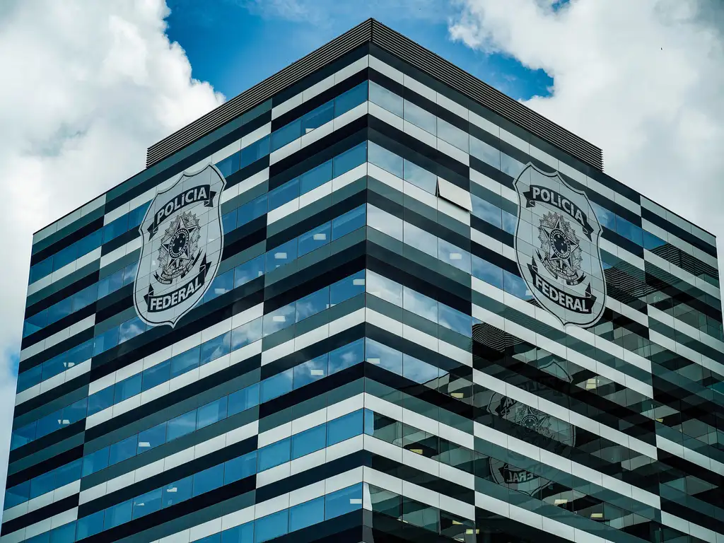 Diretor da PF participou de fórum patrocinado pelo Master, diz Poder 360