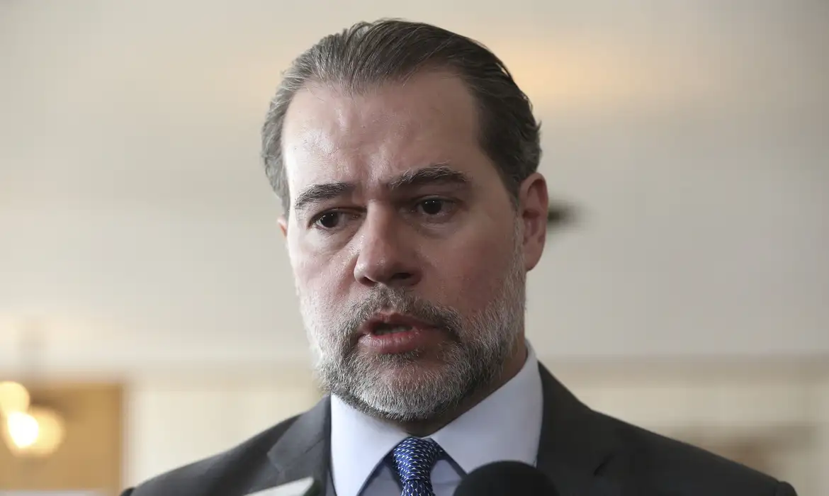 Toffoli pede “paciência” e mantém dados de Vorcaro fora do alcance da CPMI