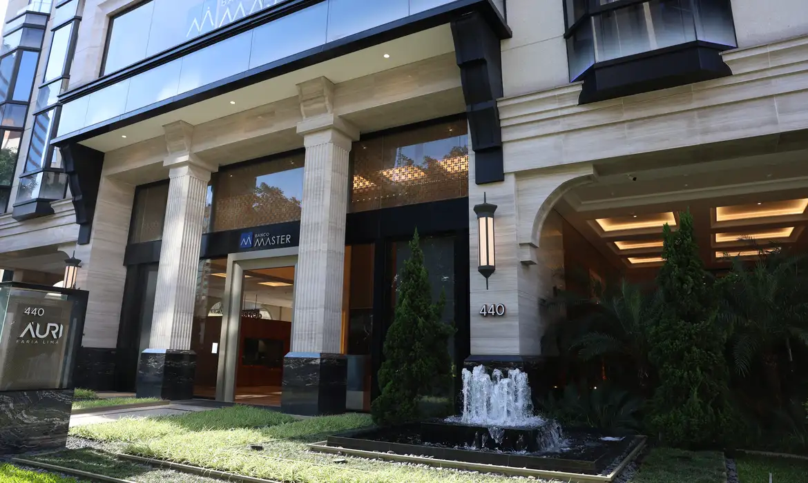 Governo da Bahia realizou mais de 200 pagamentos ao Banco Master