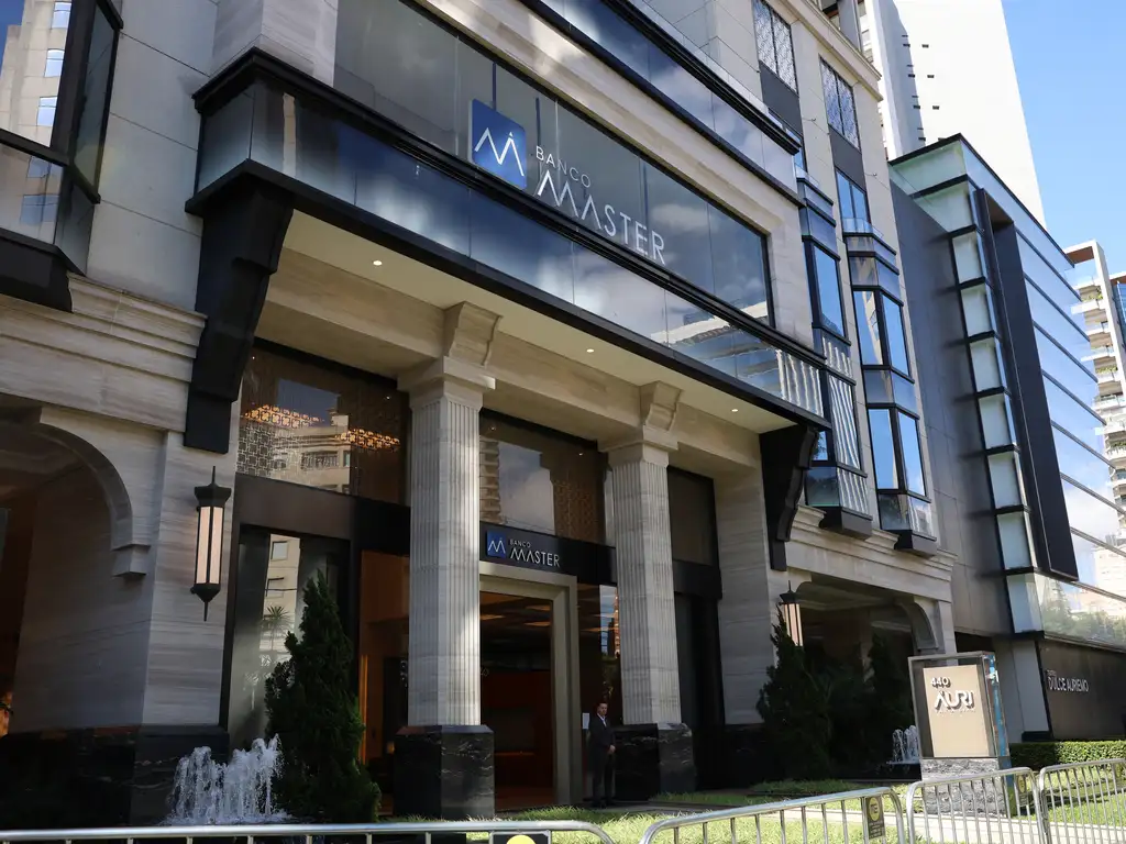 Banco Master cresce na Bahia e levanta suspeitas sobre origem política do esquema