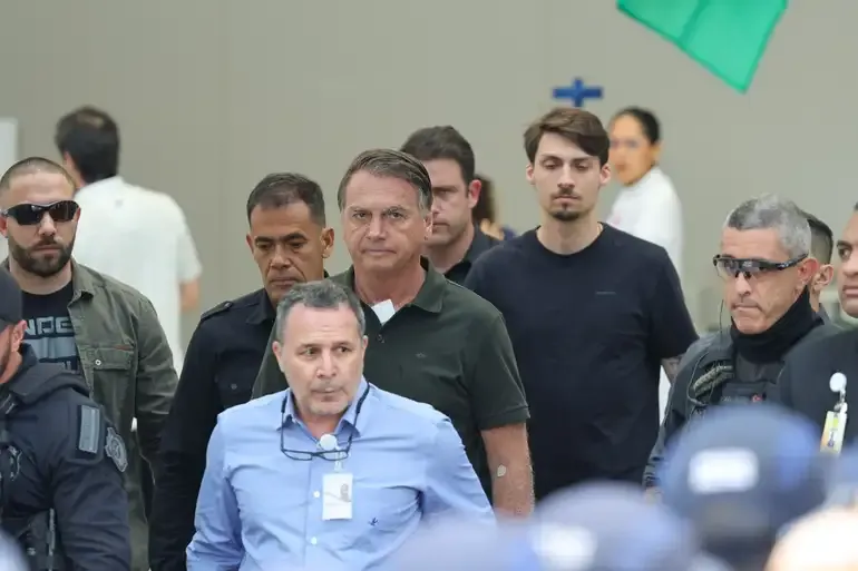 Hospital confirma alta de Bolsonaro e transição para domiciliar