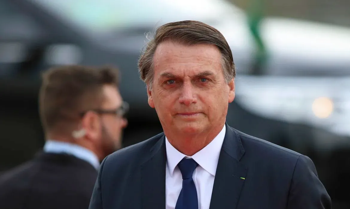 Bolsonaro melhora nos rins, mas quadro inflamatório piora