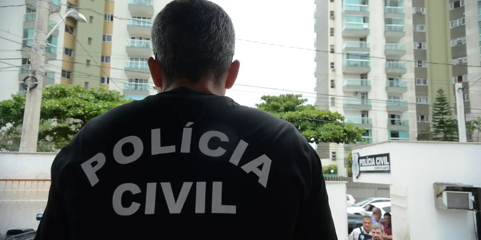Operação mira estrutura do Comando Vermelho e prende vereador no Rio