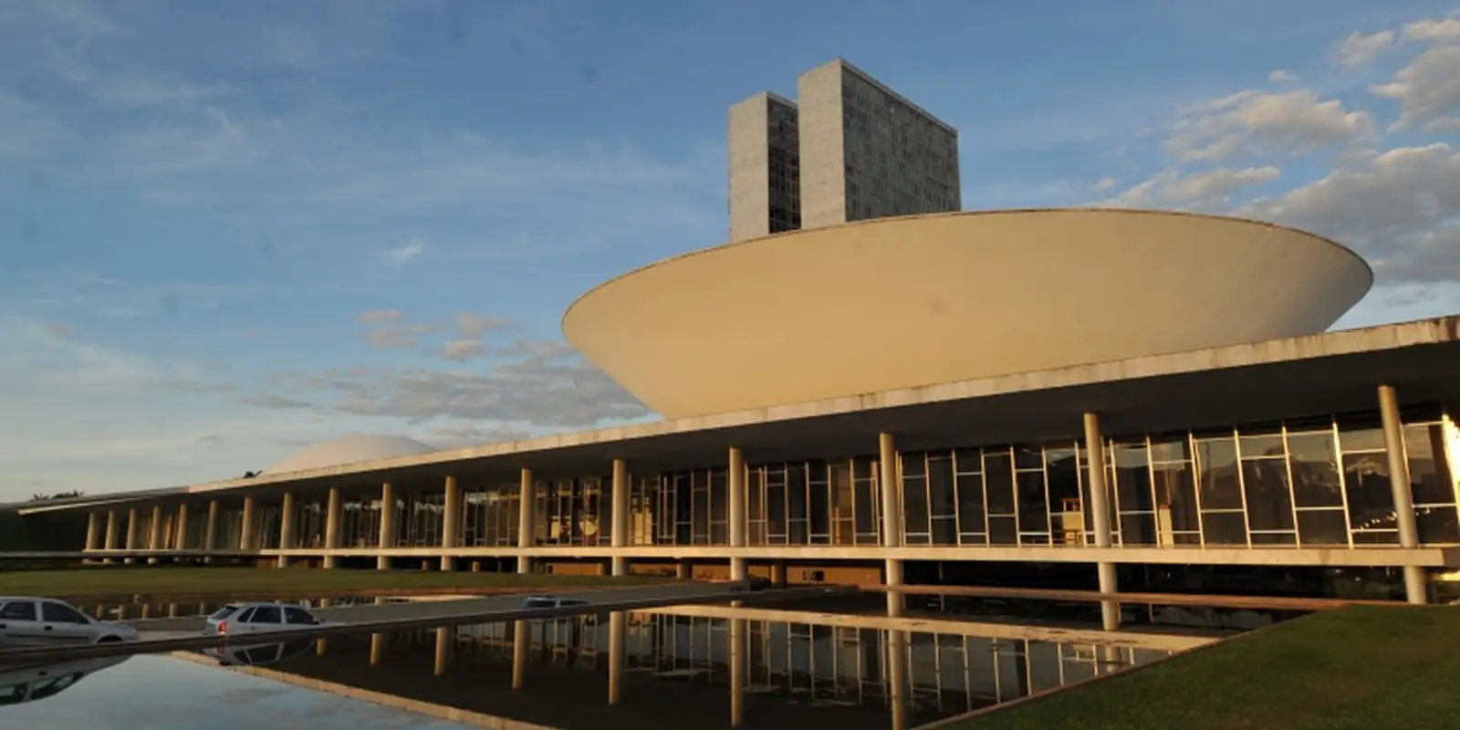 Uso de fogão a lenha pode gerar multa se houver poluição ambiental