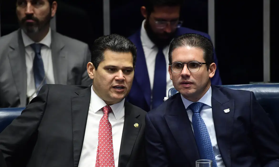 Nikolas critica Alcolumbre por impasse em pautas no Congresso