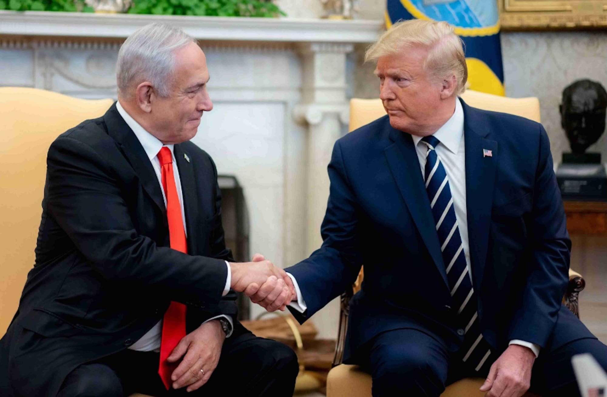 Israel compartilha com EUA nova inteligência sobre suposto plano do Irã contra Trump
