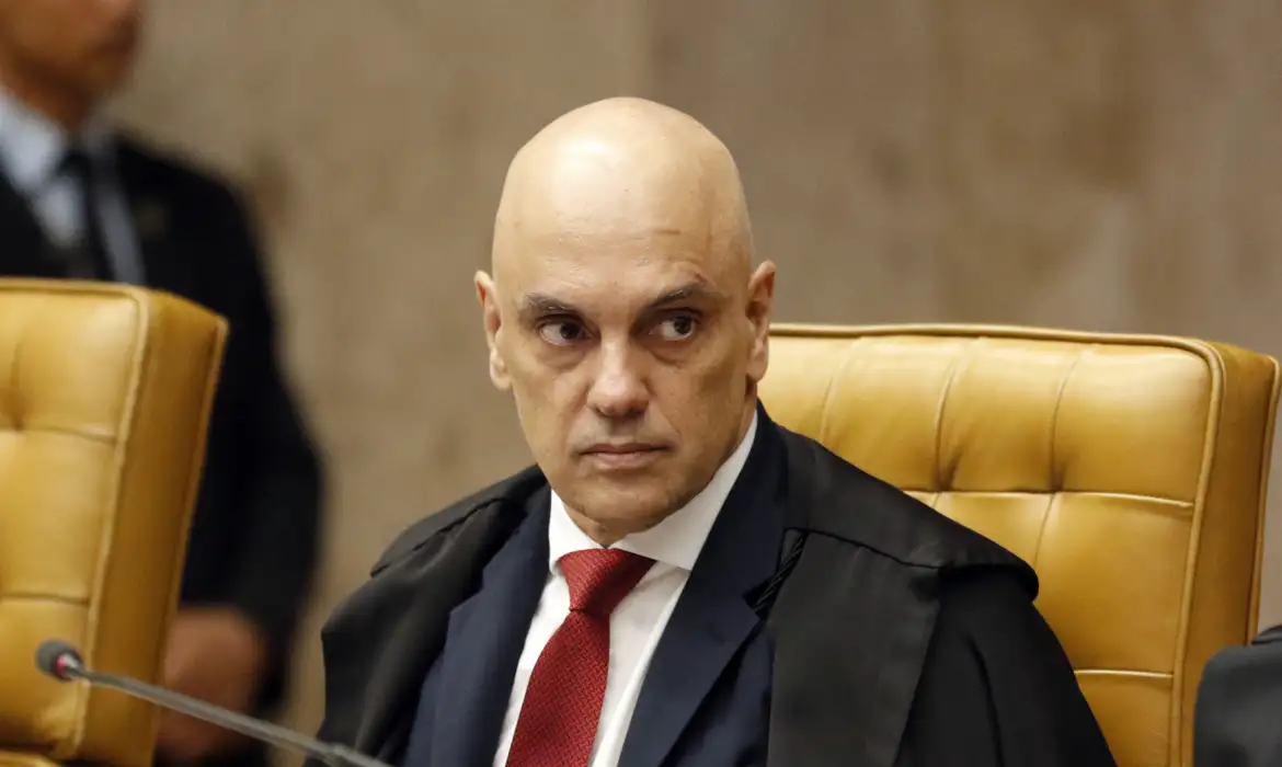 Moraes responde a Fachin e amplia tensão sobre sigilo de fonte no STF