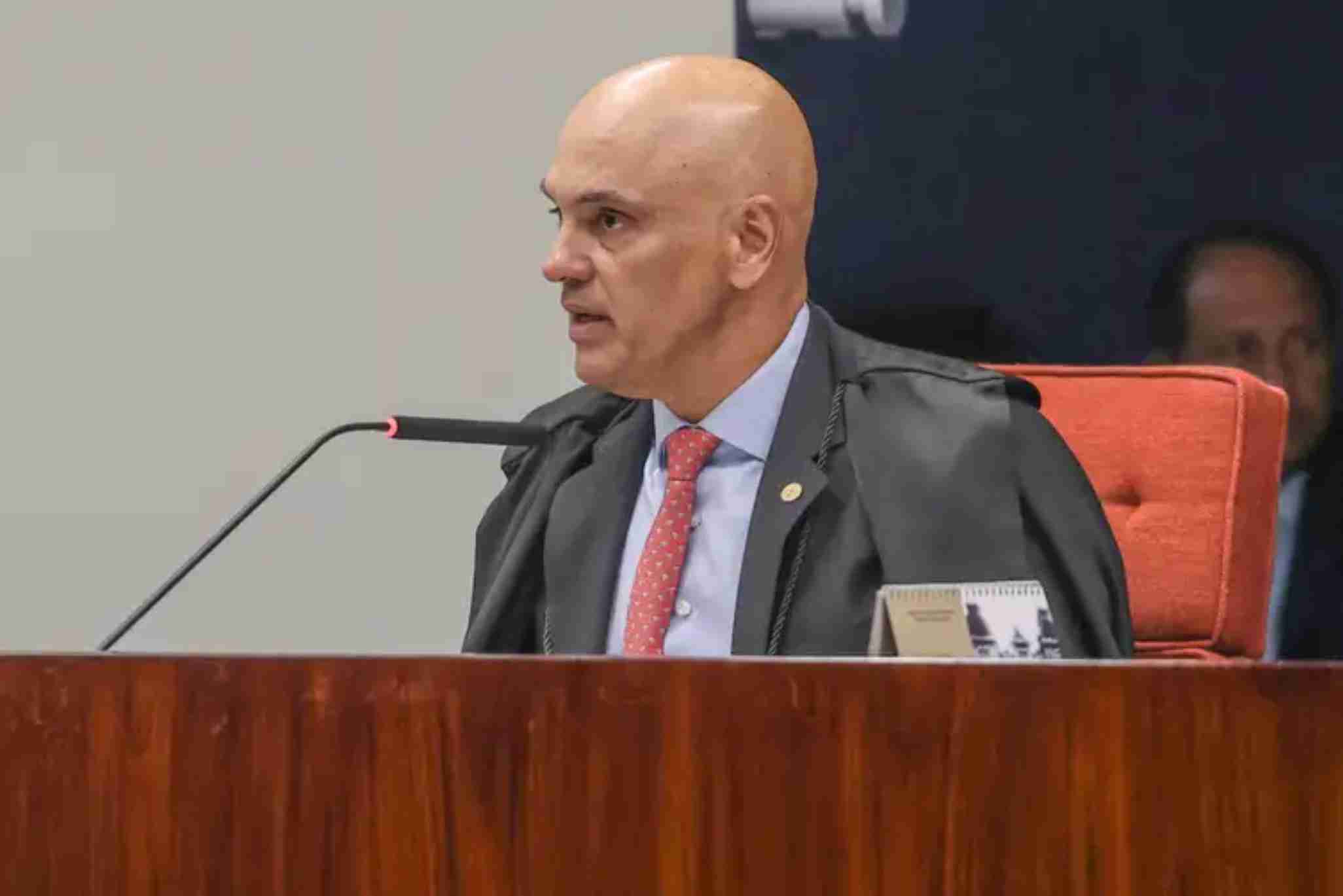Moraes prepara estratégia para contestar quatro colegas no julgamento