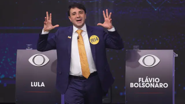 Contas fora do ar: decisão de Toffoli chega às redes de Renan Santos