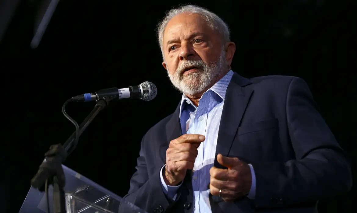 Lula transforma Trump em personagem da eleição brasileira