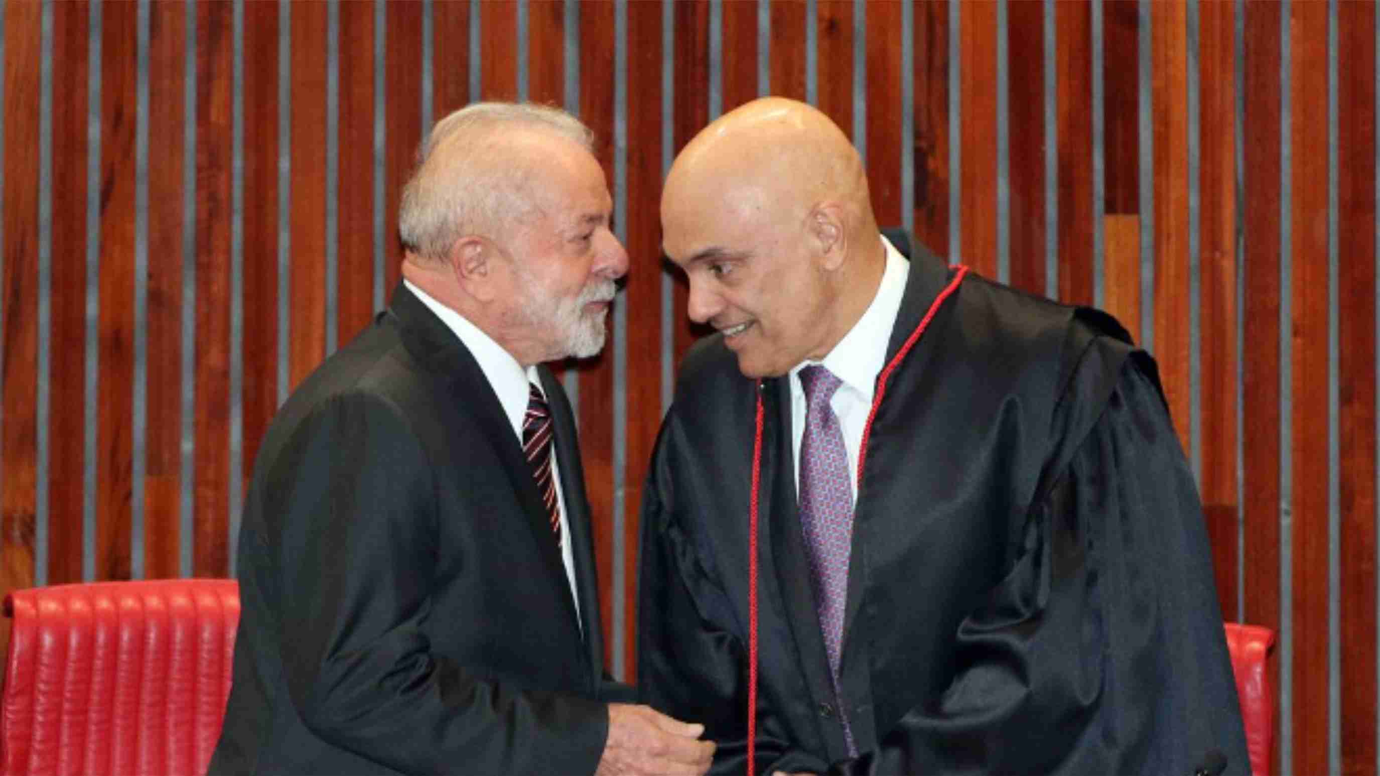 Lula erra ao dizer que Flávio Bolsonaro votou na indicação de Moraes ao STF