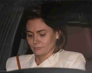 Michelle pede relatório para esclarecer quanto tempo Bolsonaro ficou desacordado