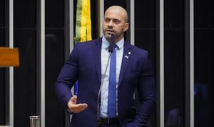 Defensor abandona causa de Daniel Silveira após quase cinco anos de atuação