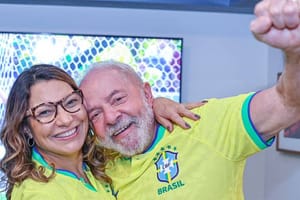 Carnaval, poder e silêncio incômodo nos bastidores da Sapucaí