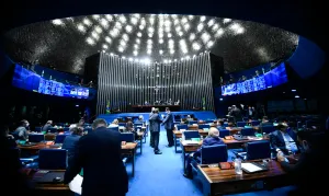 Câmara articula reação a manobra do Senado que manteve voto de presos provisórios