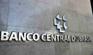 BC liquida Banco Pleno e amplia rastro do caso Master