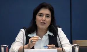 Simone Tebet deixa o MDB após 29 anos e se filia ao PSB
