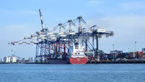 EUA alertam sobre presença de estatal chinesa no Porto de Santos
