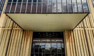 Tesouro admite fragilidade fiscal e prevê nova reforma da Previdência