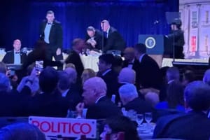 Atirador que invadiu evento de Trump havia feito doação a comitê ligado a Kamala