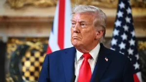 Trump endurece tom e envia recado direto ao Irã com imagem armada