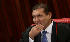 Nunes Marques assume o TSE e comandará eleições de 2026