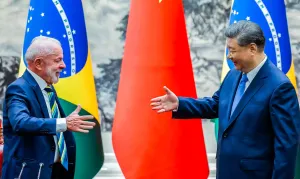 Brasil suspende exigência de visto para chineses até o fim de 2026