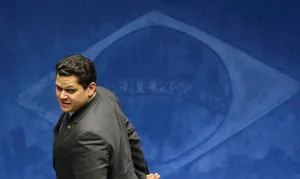 Oposição articula nova proposta de anistia para condenados do 8 de janeiro