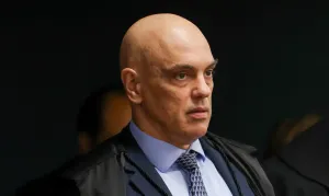 Disputa sobre ação contra Moraes nos EUA gera versões opostas entre AGU e empresas