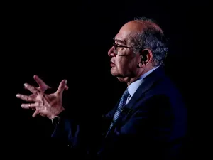 Gilmar critica atuação relatada por Mendonça em caso envolvendo Banco Master