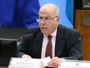 Mauro Vieira rejeita classificação de facções como terroristas adotada pelos EUA
