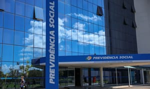 Relatório aponta repasses milionários entre empresa sancionada pelos EUA e investigada pela CPMI do INSS