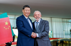 Lula amplia aproximação com China em meio ao desgaste nas relações com os EUA
