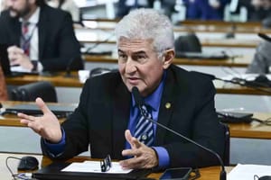 Marcos Pontes ganha força nos bastidores para compor chapa de Flávio Bolsonaro como vice