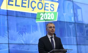 André Mendonça retira sigilo de investigação sobre Jaques Wagner e Banco Master