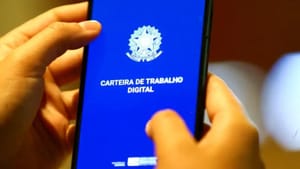 Projeto quer que trabalhador receba salário bruto e pague os encargos diretamente