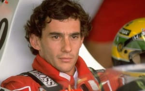 Ayrton Senna é oficialmente declarado Herói da Pátria