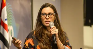 Carol Sponza critica interferência do STF na segurança do Rio
