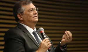 Flávio Dino volta a ser citado em conversas sobre sucessão presidencial de 2030