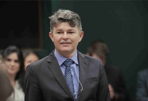 Medeiros reage a áudio vazado e acusa adversários de tentar desgastar sua candidatura