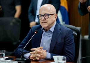 Pesquisa mostra Pivetta com 42,4% na disputa pelo governo de MT