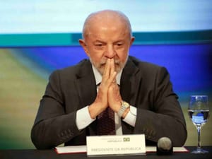 Lula chega à reta final com máquina do governo, mas enfrenta rejeição e disputa apertada