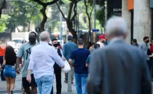 Eleitores vão às urnas neste domingo para escolher representantes